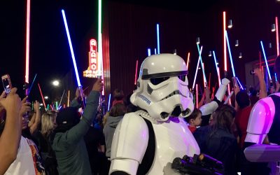 Carrie Fisher honored with lightsaber vigil in Austin