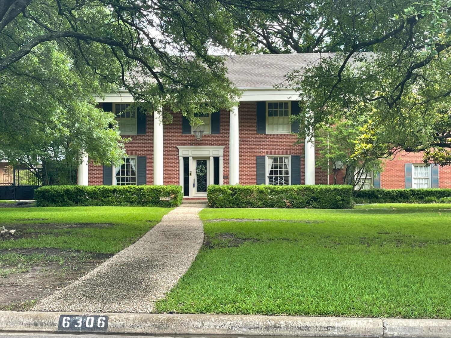 F3EC80A7-BE9A-40DE-914E-86CFEC3E3FED Cruel Summer Filming Locations