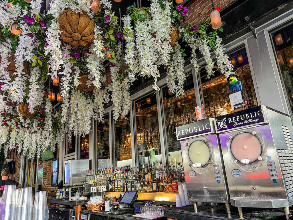 Southern Hospitality Bar