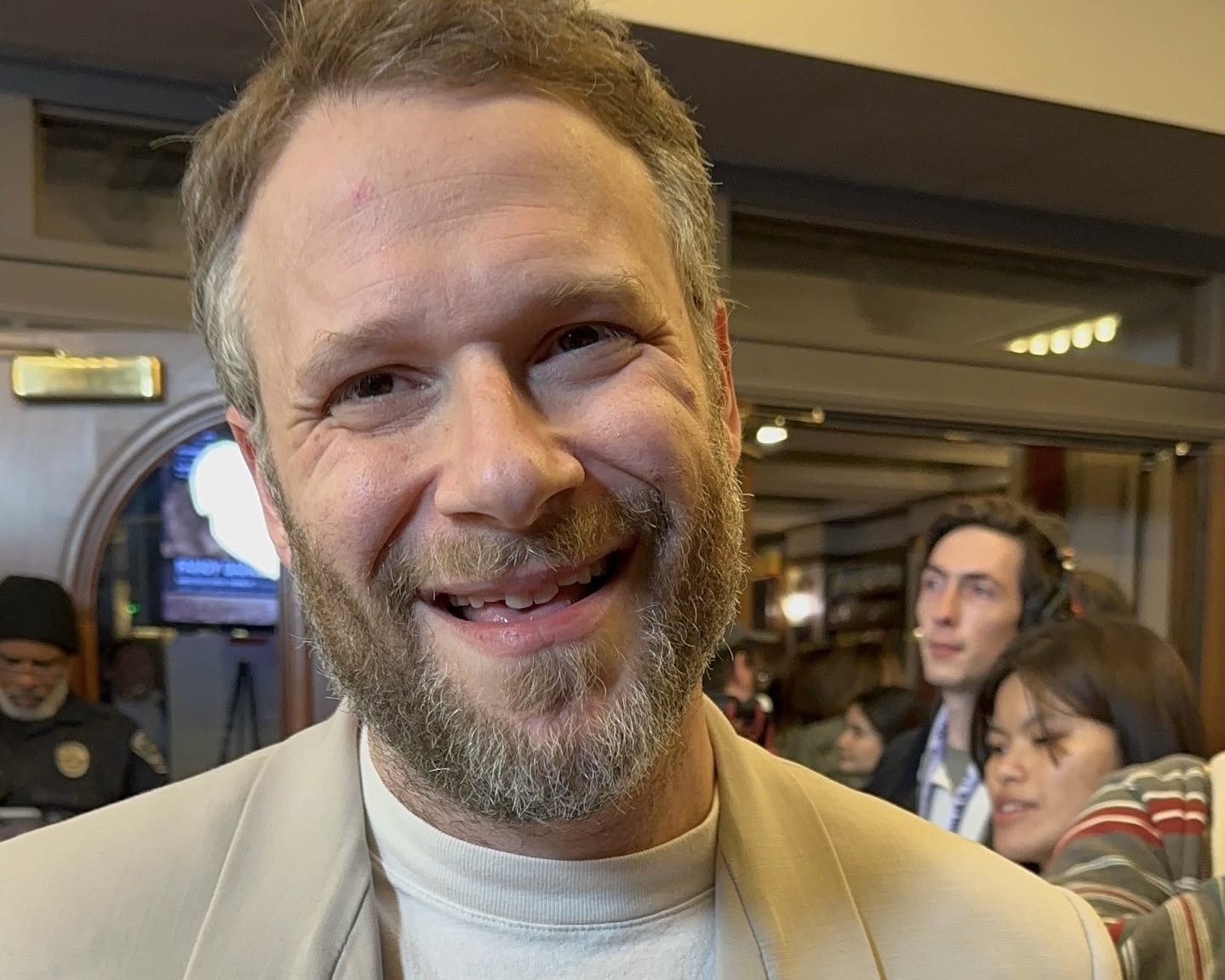 D2A1069C-4B40-45F2-8C99-5970FB44BBD6